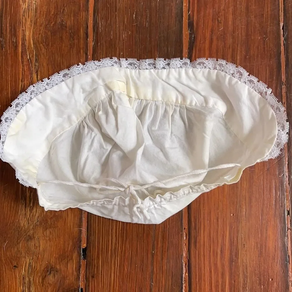 Handmade baby girl cotton lace bonnet